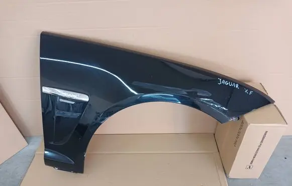 Jaguar XF X250 Fender