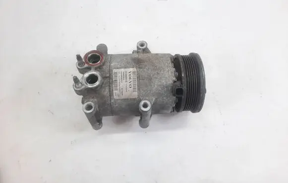 Volvo V60 Air conditioning (A/C) compressor (pump) 31332616