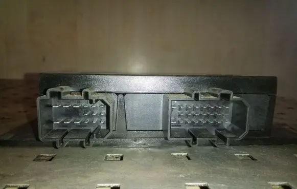 Volkswagen PASSAT B5 Comfort/convenience module 1J0959799J