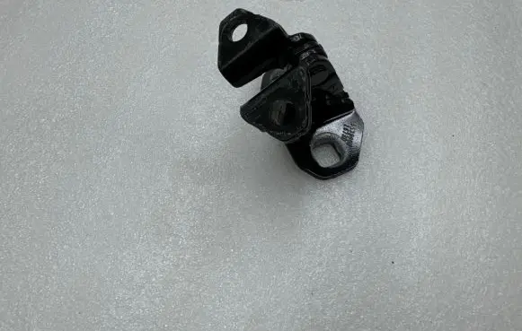 Tesla Model X Front door lower hinge I120938