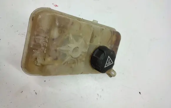Peugeot 508 Coolant expansion tank/reservoir 917A1