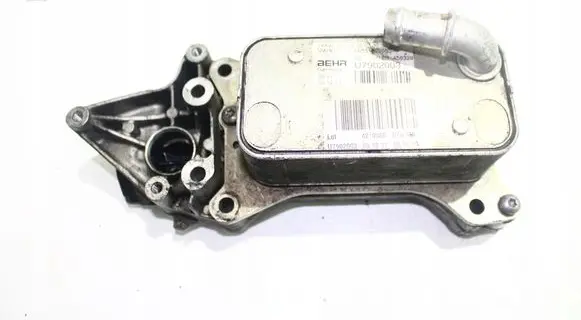 Mercedes-Benz Sprinter W906 Engine oil radiator A6511800665