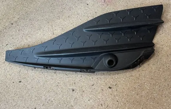 Mercedes-Benz E W214 Front bumper lower grill A2148853802