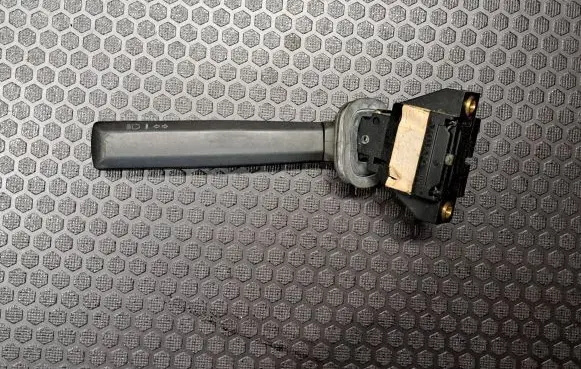 Volvo S70 V70 V70 XC Indicator stalk 4656210