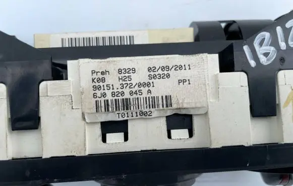 Seat Ibiza IV (6J,6P) Climate control unit 6J0820045A T0111002 901513720001
