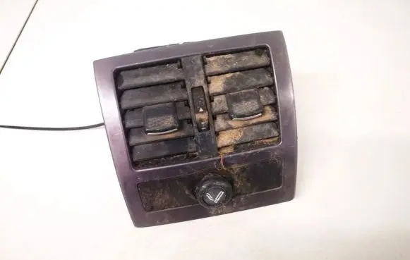 Audi A6 S6 C5 4B Dash center air vent grill 4b0819203