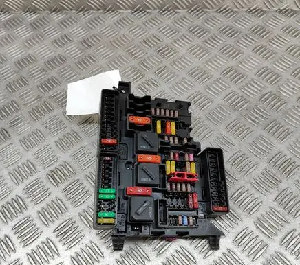 BMW X2 F39 Fuse module 9270355 9360501