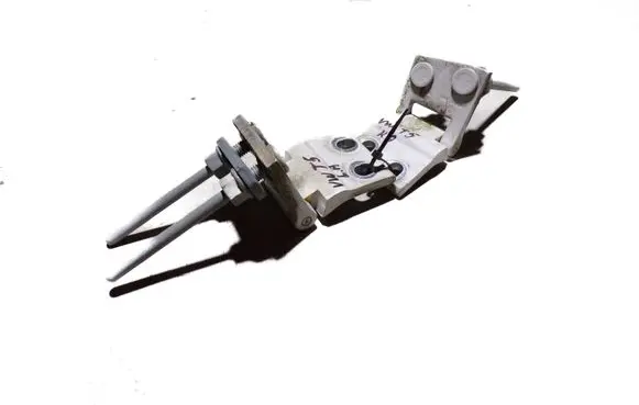 Volkswagen Transporter - Caravelle T5 Tailgate/trunk/boot hinge 7H0827301D 7H0827302D