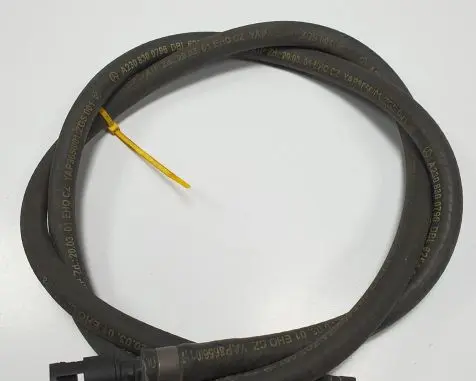 Mercedes-Benz SL AMG R230 Headlight washer hose/pipe A2308300796