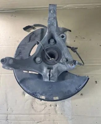 Opel Insignia A Front wheel hub