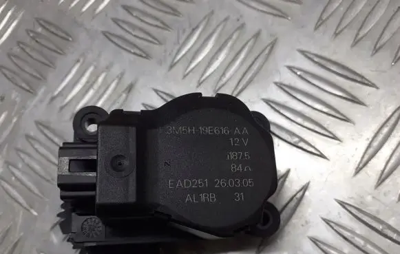 Ford Focus A/C air flow flap actuator/motor 3N5H-19E616-AA