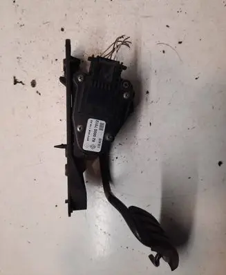 Renault Espace - Grand espace IV Accelerator throttle pedal 8200007512 6PV00811922