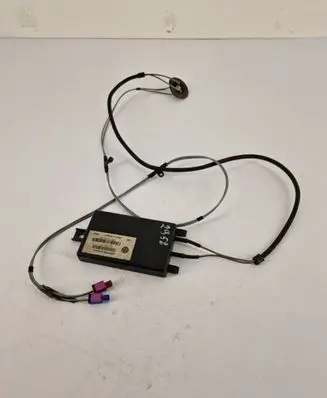 Volkswagen Touareg I Aerial antenna amplifier 7L6035507J