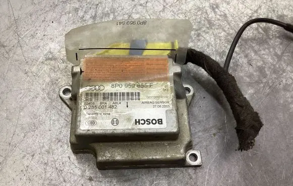 Audi A3 S3 8P Airbag control unit/module 8P0959655F 0037D0024G8A 0285001482