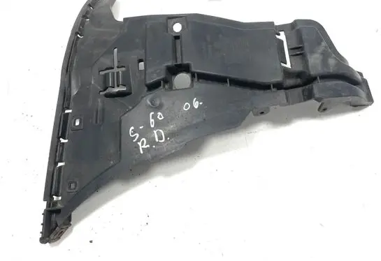 Volvo S60 Front bumper mounting bracket 08693182