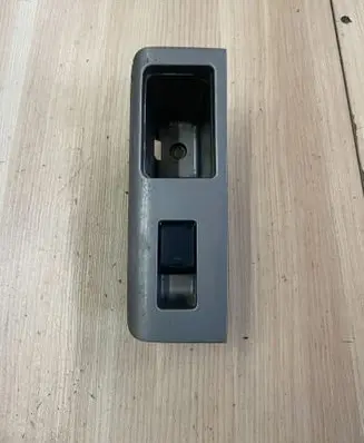 Nissan Pathfinder R51 Electric window control switch 82961EB360