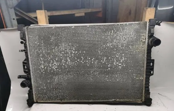 Volvo V70 Coolant radiator