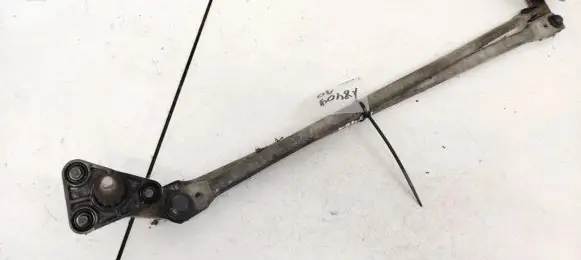 Mitsubishi Carisma Front wiper linkage and motor