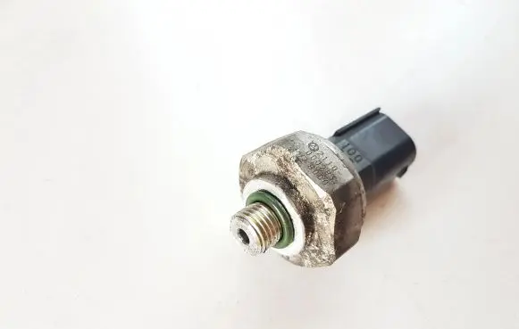 Air conditioning (A/C) pressure sensor