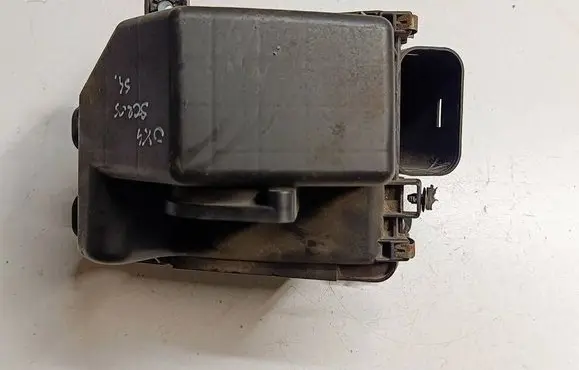 Suzuki SX4 S-Cross Air filter box 62MA01S4 62MA01