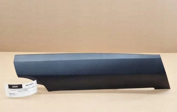 Volvo XC90 Rear seat side bottom trim 39829974 32244249