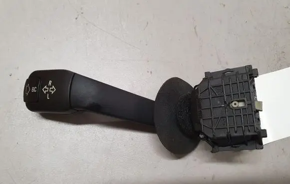 BMW 3 E46 Indicator stalk 8352172 011004