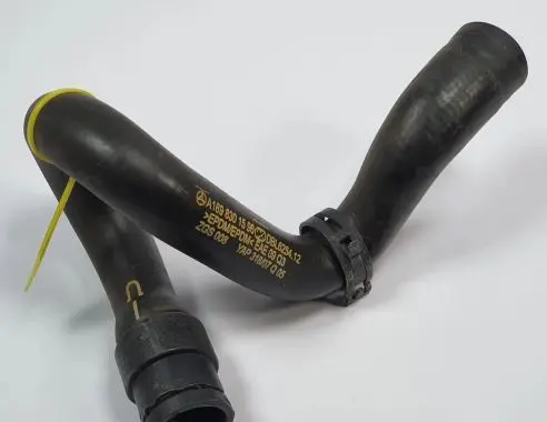 Mercedes-Benz A W169 Engine coolant pipe/hose A1698301596