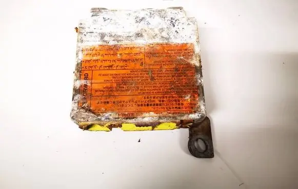Nissan X-Trail T30 Airbag control unit/module 988209h605 021226