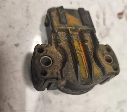 Volkswagen Transporter - Caravelle T4 Throttle valve position sensor 044907385A