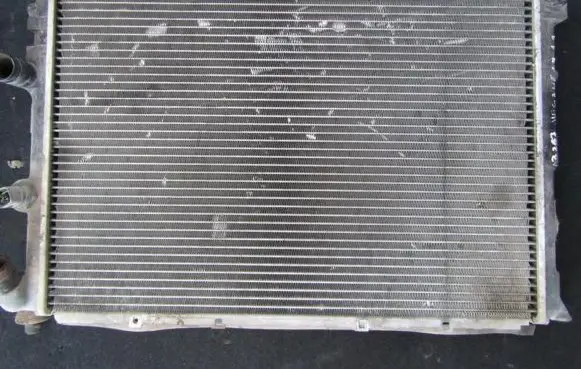 Renault Megane I Coolant radiator