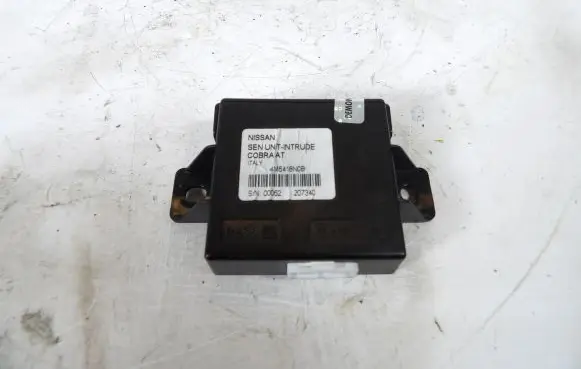 Nissan X-Trail T31 Engine control unit/module 4M5418N0B