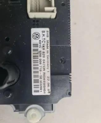 Volkswagen PASSAT B6 Climate control unit 1K0820047CR 5HB00871950