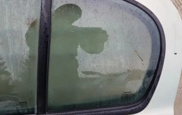 Nissan Almera N16 Rear vent window glass 