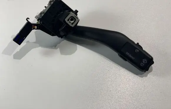 Skoda Octavia Mk2 (1Z) Wiper control stalk 1K0953519A