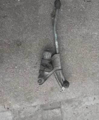 Dacia Sandero Front wiper linkage and motor 8200619512
