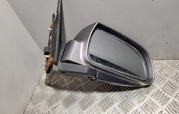 Hyundai Sonata Front door electric wing mirror 