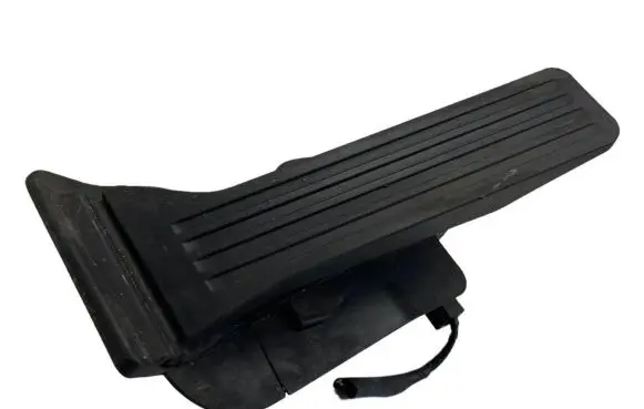 Mazda CX-5 II Accelerator throttle pedal 6pv31204122