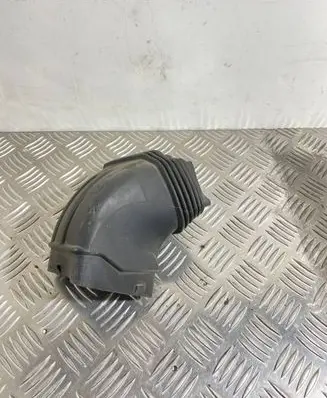 Audi A6 S6 C6 4F Air intake duct part 4F0129739B