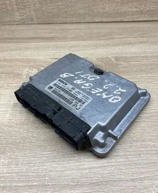 Opel Omega B2 Engine control unit/module ECU 24417198 0281010273