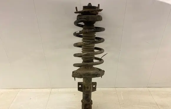 Volvo XC90 Front shock absorber/damper 31304066