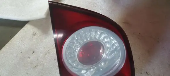 Volkswagen Golf Plus Tailgate rear/tail lights 5M0945093J
