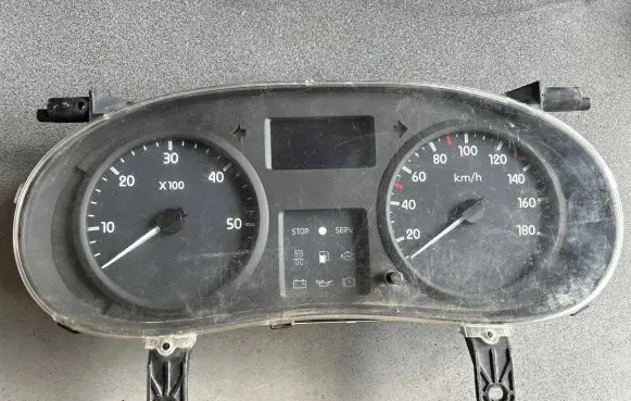 Renault Master II Speedometer (instrument cluster) P8200359416G 216768233 216787910