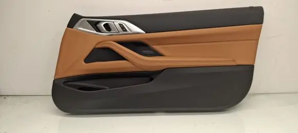 BMW 4 G22 G23 G24 G26 Front door card panel trim