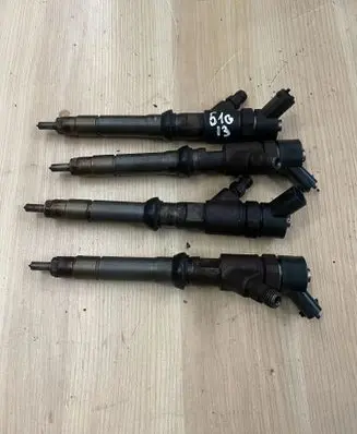 Iveco Daily 6th gen Fuel injectors set 504389543 504389548