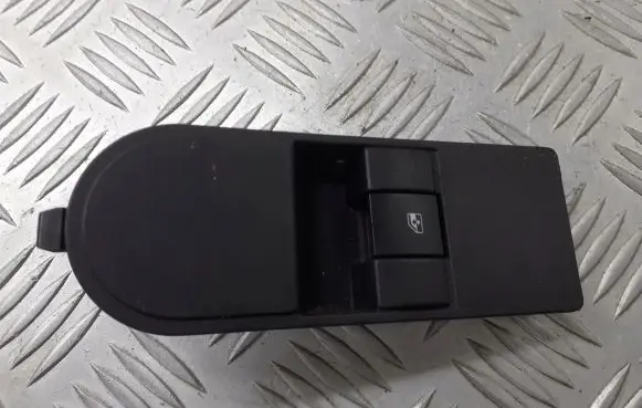 Opel Astra H Quarter vent window switch 13228709