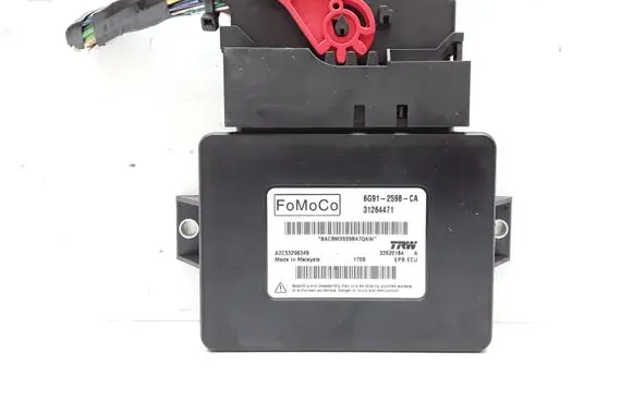 Volvo XC70 Hand brake control module 6G912598CA 31264471