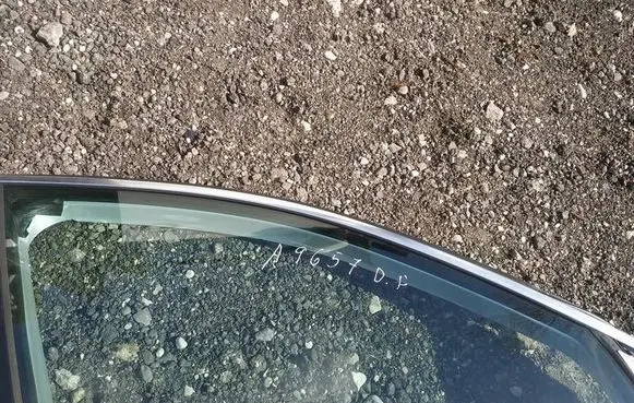 BMW 5 GT F07 Front door window glass four-door AS2