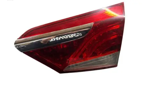 Hyundai i40 Tailgate rear/tail lights 924043Z001