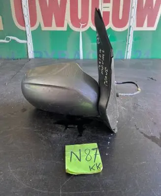 Mazda MPV II LW Front door electric wing mirror E4022120 E4022121