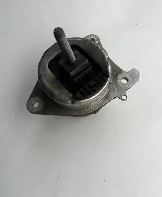 Alfa Romeo Stelvio Engine mount bracket 00505334610